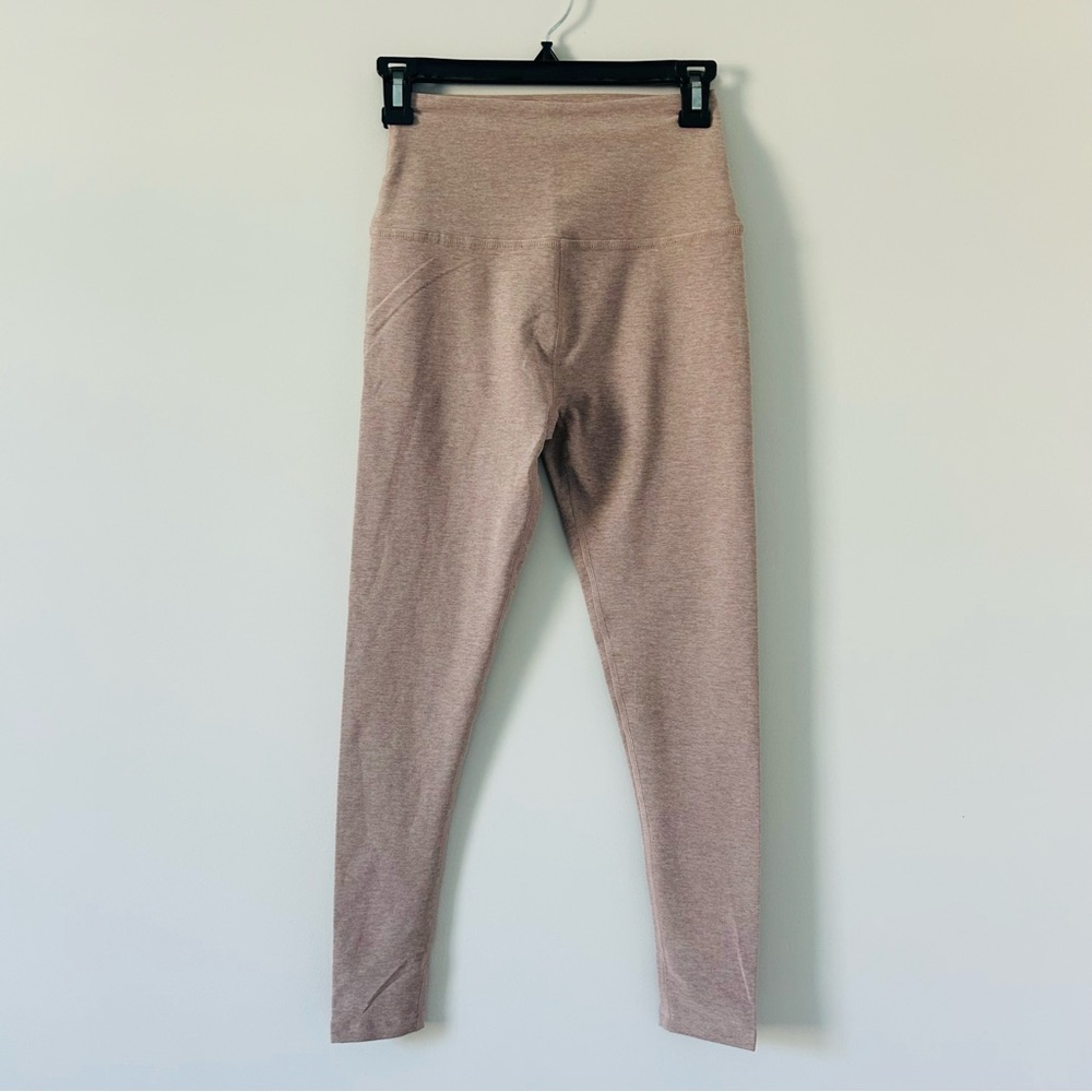 Beyond Yoga Caught in the Midi Light Dusty Pink 24in Workout Leggings M